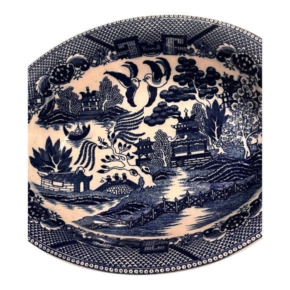 Vintage Blue Willow Chinoiserie blue white vegetable bowl occupied Japan 8.5”x12 - Picture 6 of 11